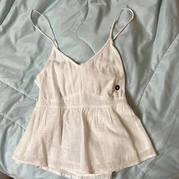 Abercombie & Fitch Tie Back Cami - Picture 2 of 6